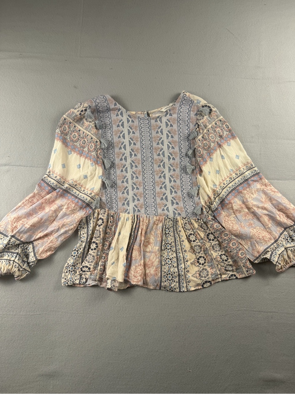 American Eagle Small Top Boho Balloon Sleeve Coquette Embroidered Peplum Girly